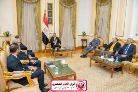 وزير الدولة للإنتاج الحربي" يستقبل "سفير مصر بكرواتيا " لبحث التعاون المشترك بين الجانبين 3