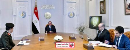 الرئيس السيسى يطلع على مشروعات الشركة العربية العالمية للبصريات 5