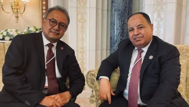 وزير المالية.. محافظ مصر لدى البنك الآسيوي للاستثمار في البنية التحتية يلتقي نائب رئيس البنك 52