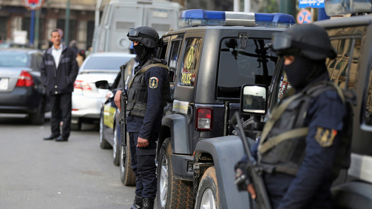شرطة الأزبكية: القبض على متهم بالاستيلاء على قطع غيار سيارات 1