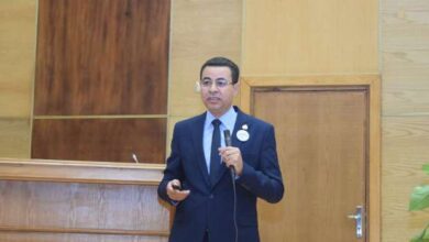 | مصري يحصل على جائزة أفضل علماء الرياضيات 2023.. «نظريته تغير شكل الكمبيوتر» 68