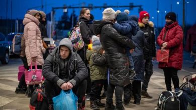 استطلاع للرأي: 65% من البولنديين المؤيدين قبول اللاجئين الوافدين من أوكرانيا 1
