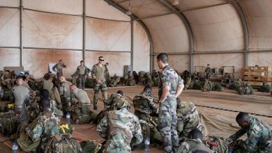 مغادرة أكثر من 100 جندي فرنسي النيجر 13