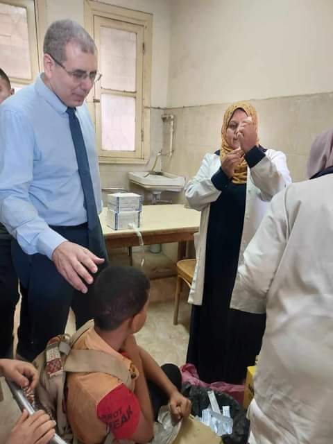 تطعيم ٧٧٠ ألف طالب بمدارس مراكز وقرى محافظة المنيا ضد الالتهاب السحائي 1