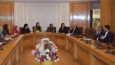 لجنة سيدات الأعمال بغرفة القاهرة تدرس تدشين مبادرة "هي قوية" لتعظيم دور المرأة الاقتصادي والمجتمعي 18