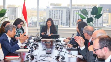 وزيرة التعاون الدولي ومحافظ مصر لدى البنك الأوروبي تستقبل ممثلي مجلس إدارة البنك 1